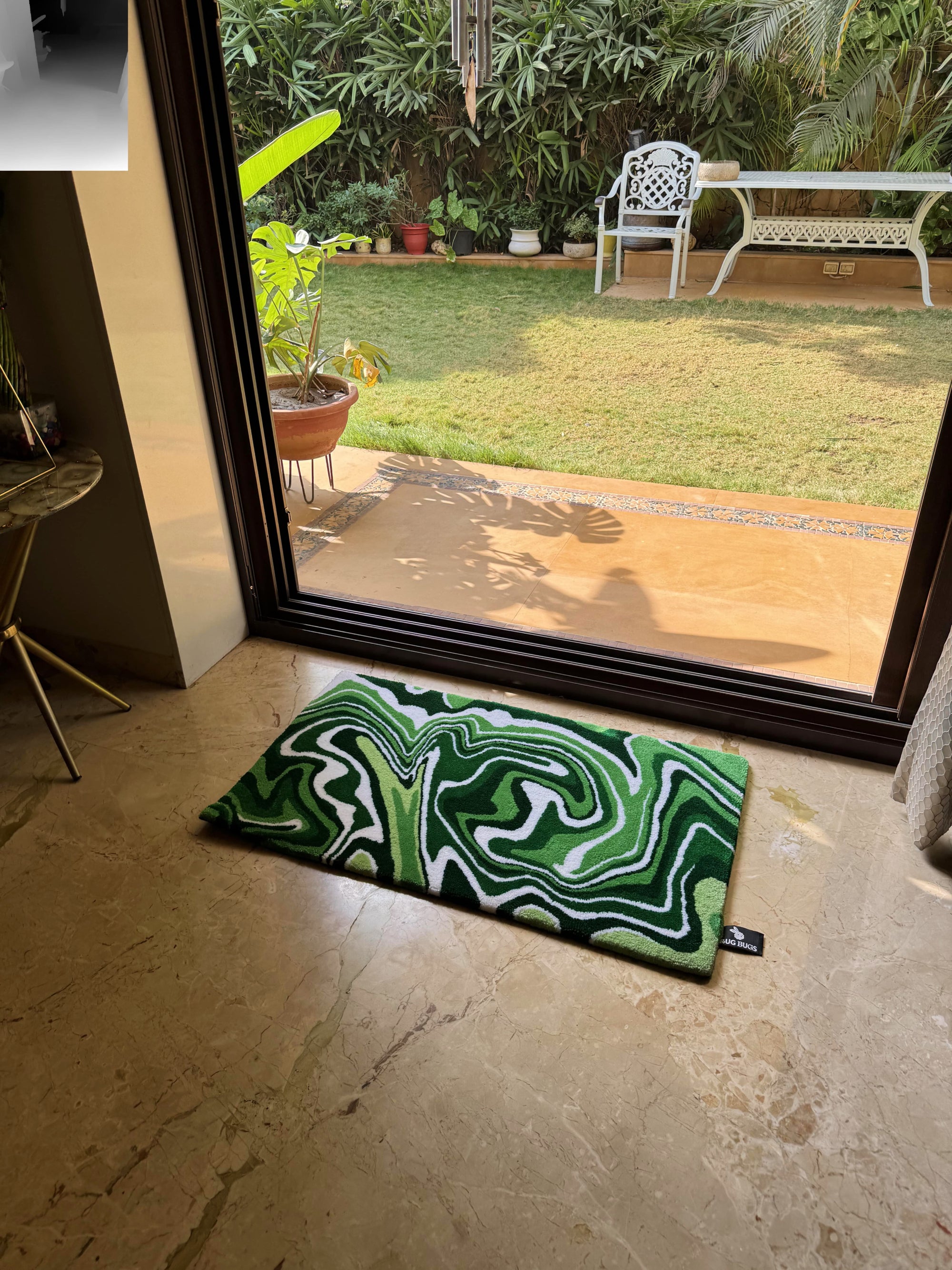 Green Abstract Tufted Rug